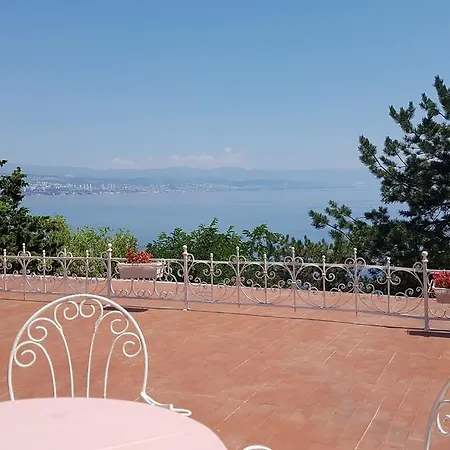 Apartments Darinka Opatija Exterior photo