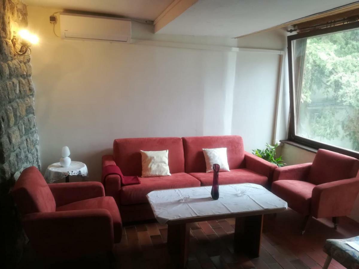 Darinka Apartment *